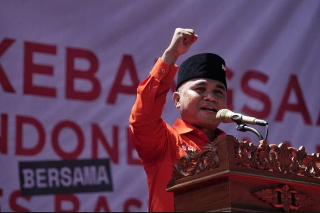 Pemimpin yang Dekat dengan Rakyat: Kesederhanaan dan Ketulusan Menjadi Kekuatan Politik